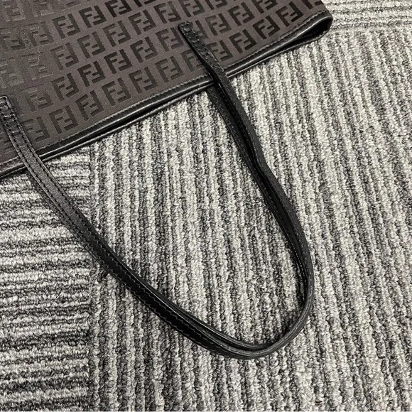 Fendi FF print tote bag - women - Leather/Nylon - Picture 7 of 16